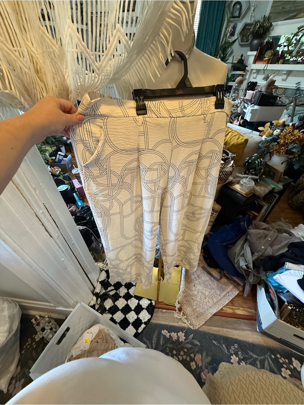 Haver & Blair Women’s White Patterned Pull-On flowy pants